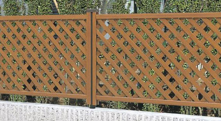 木樹脂フェンス